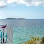 Aneroussa Hotel 3*