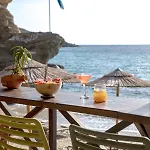 Aneroussa Hotel 3*