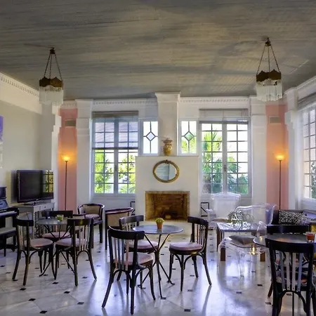 Hotel Aneroussa