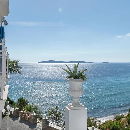 Aneroussa Hotel 3*