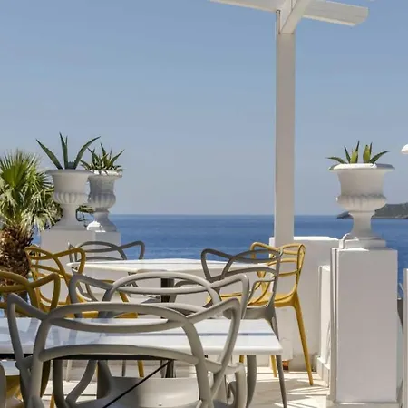 Aneroussa Hotel Mpatsi