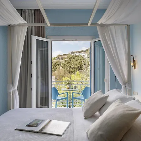 Aneroussa 3*