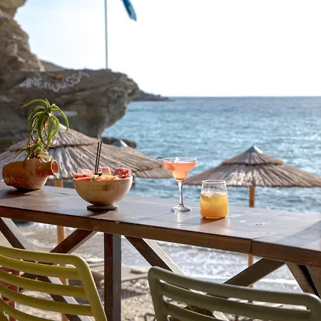 Aneroussa Hotel 3*