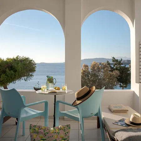 Aneroussa 3*