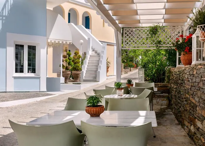 安洛萨海滩酒店 3*